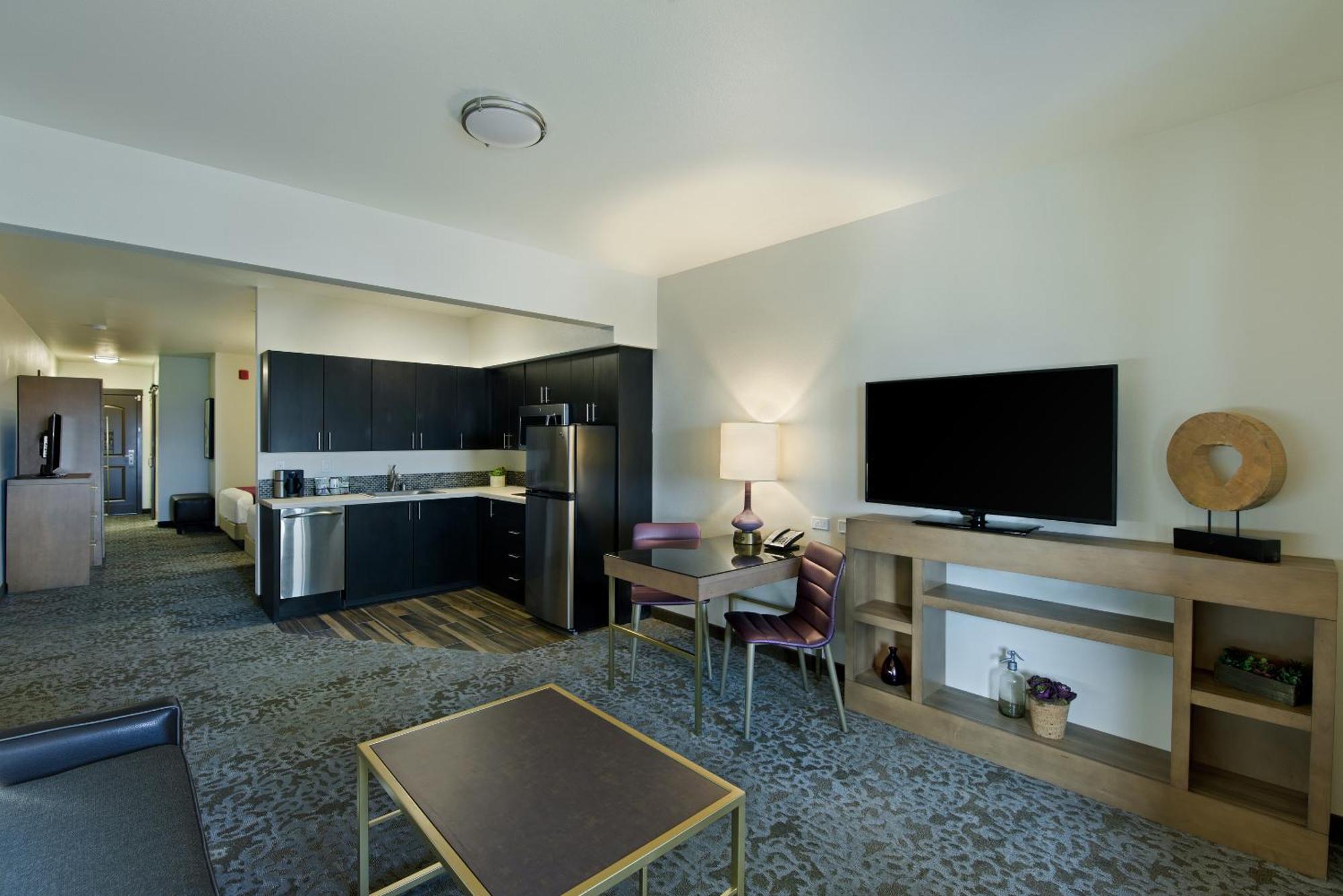 Oxford Suites Sonoma - Rohnert Park Rum bild