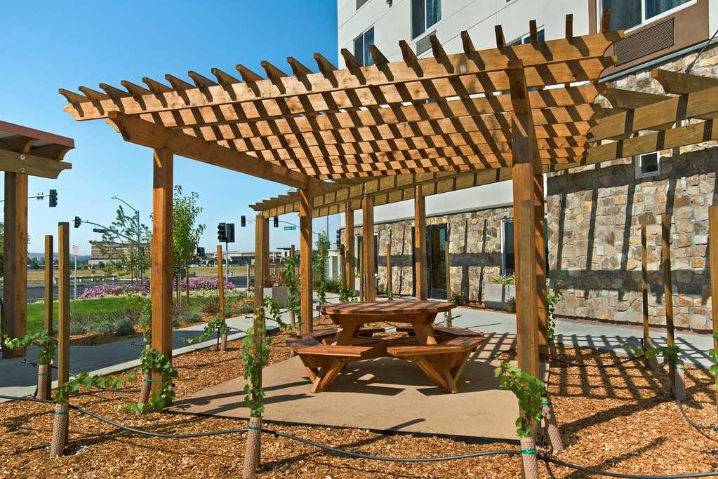 Oxford Suites Sonoma - Rohnert Park Rum bild