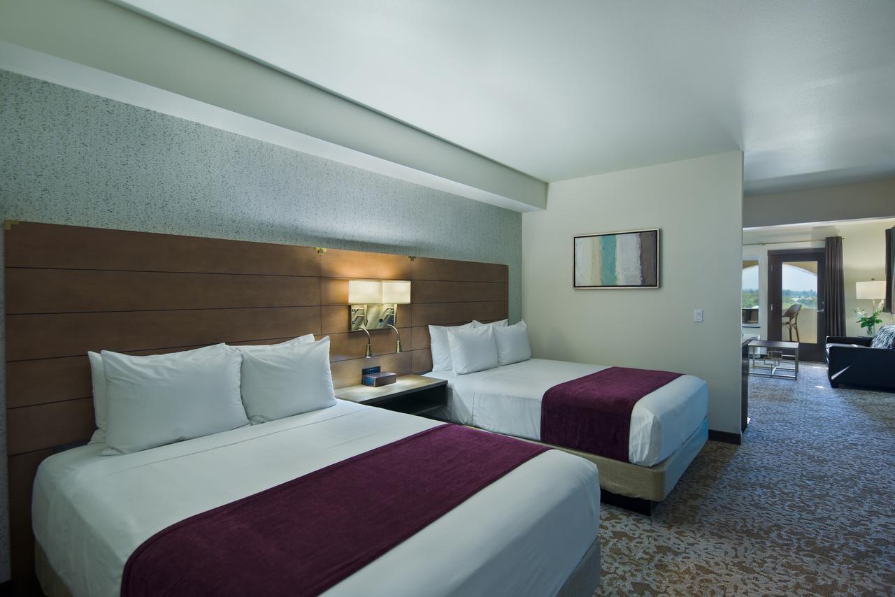 Oxford Suites Sonoma - Rohnert Park Exteriör bild