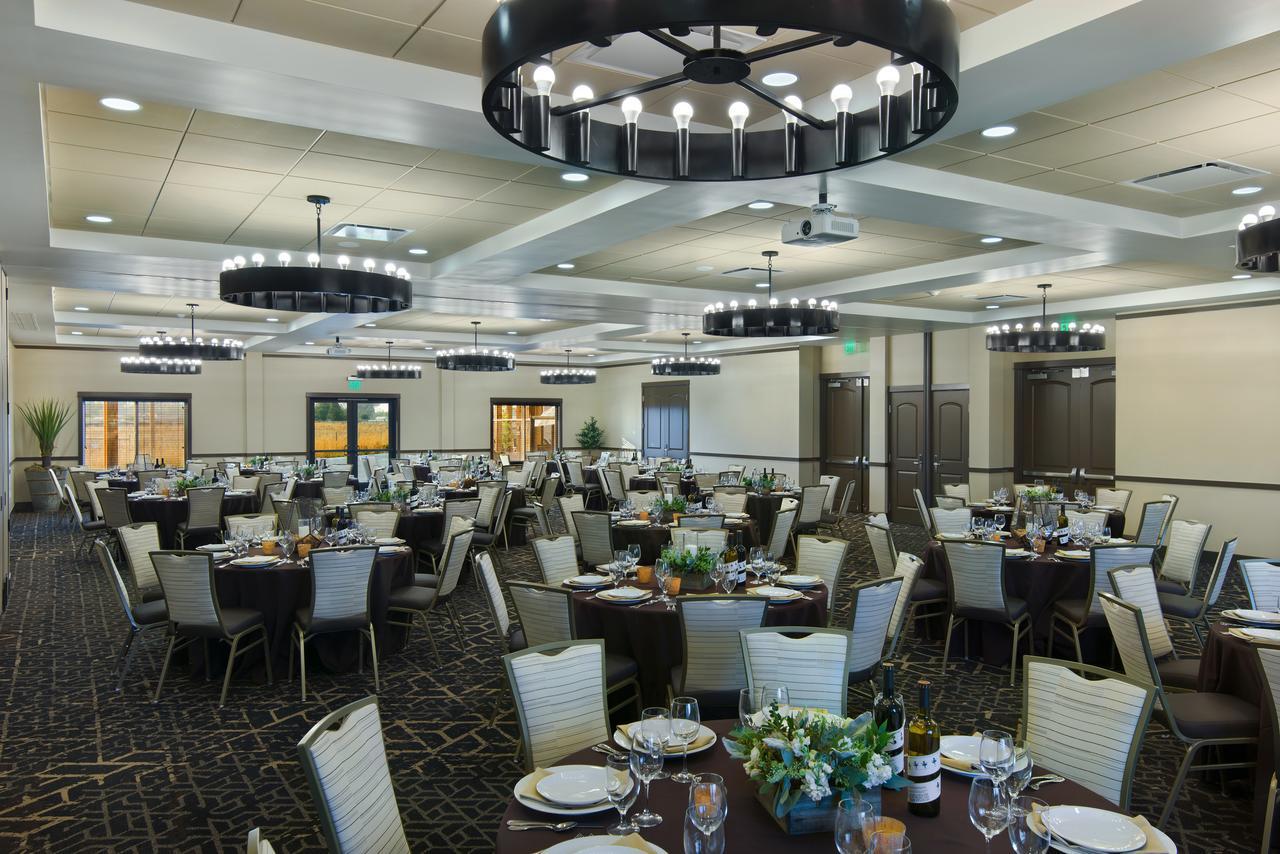 Oxford Suites Sonoma - Rohnert Park Rum bild