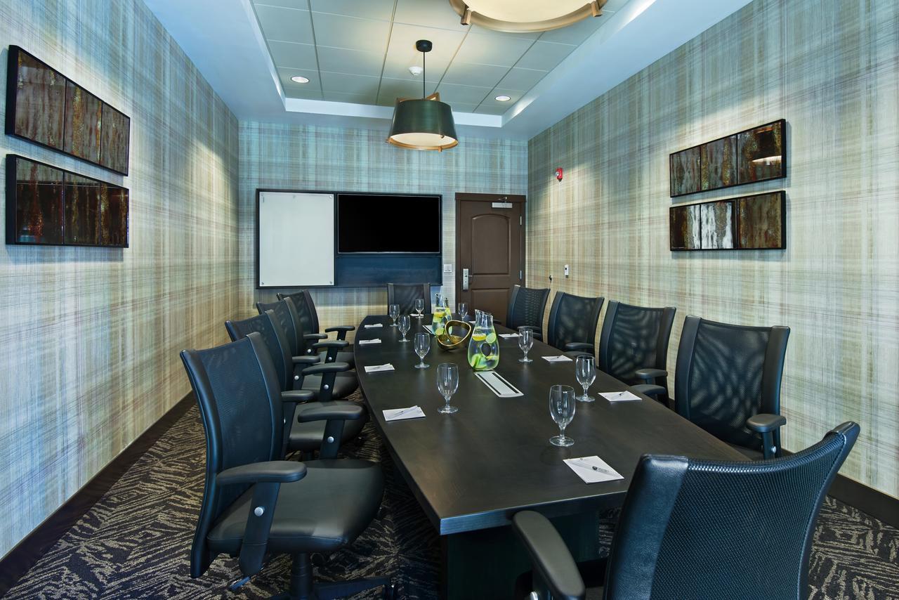 Oxford Suites Sonoma - Rohnert Park Rum bild