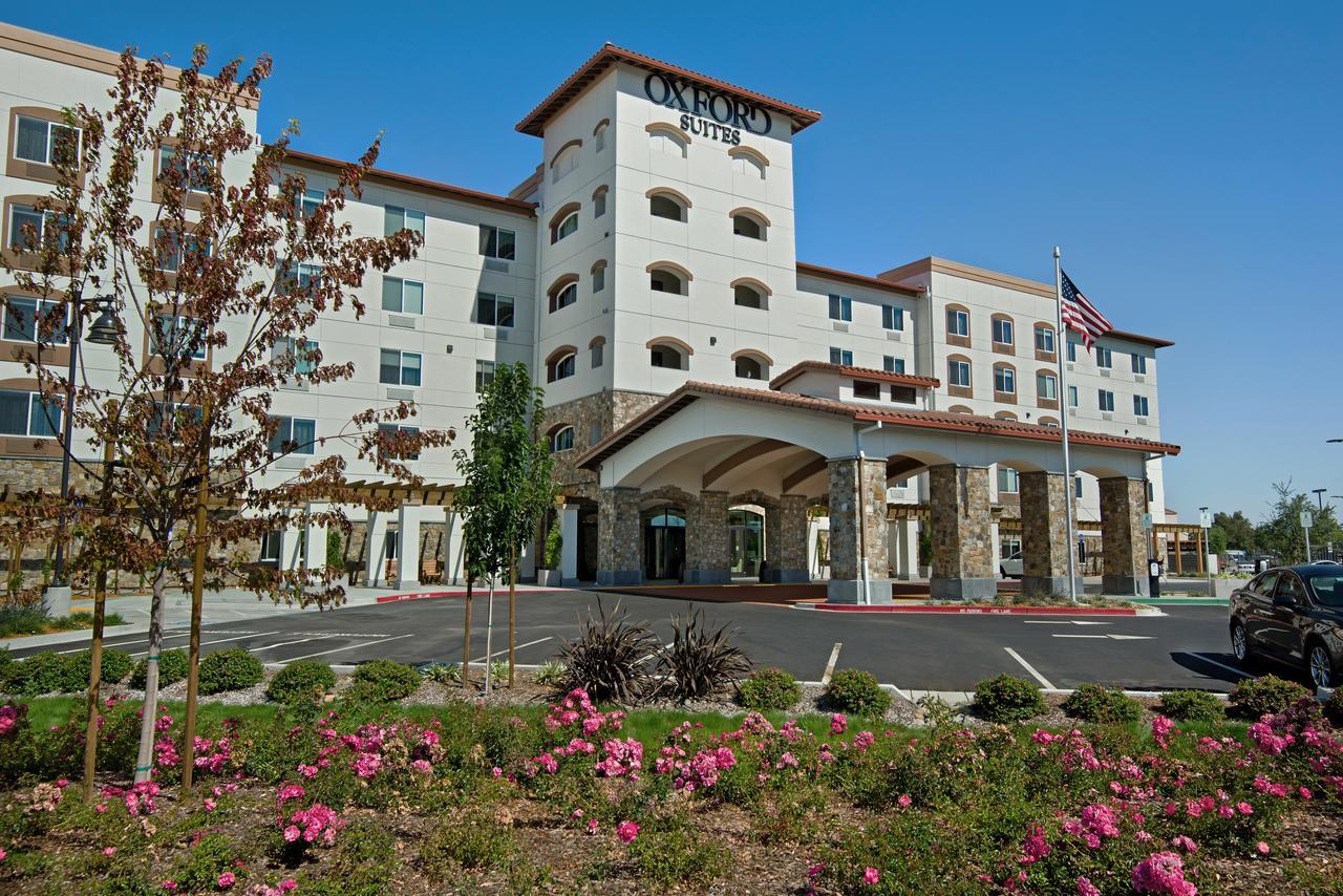 Oxford Suites Sonoma - Rohnert Park Exteriör bild